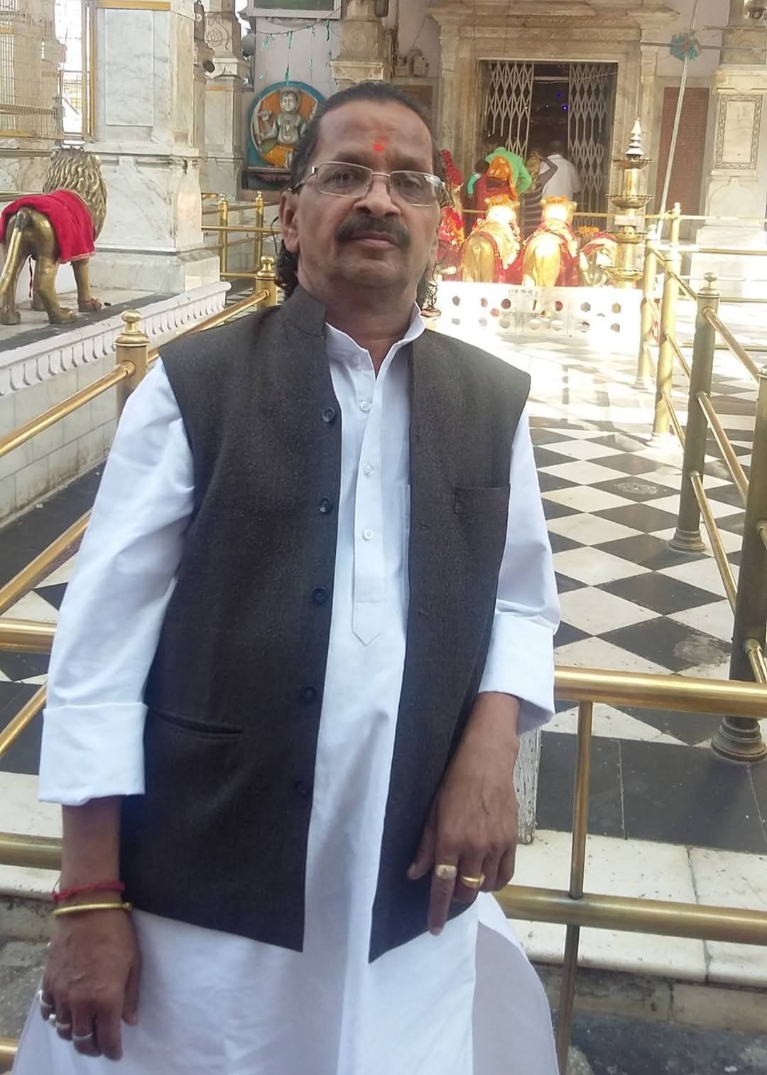 Owner of Swad Gupta Bhojnalaya